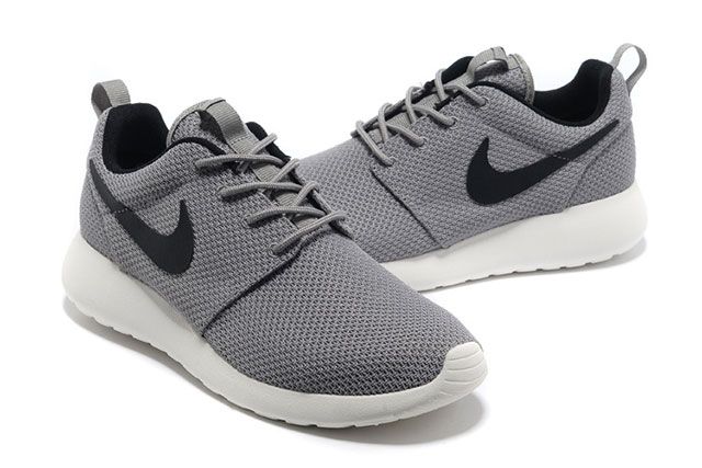  Nike Roshe Run