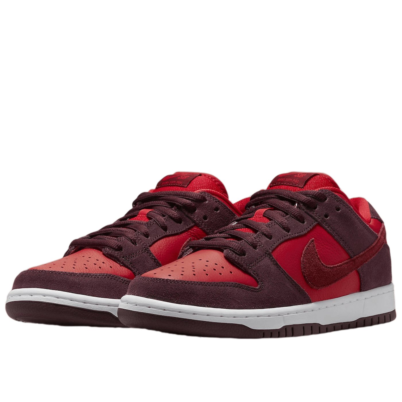Nike SB Dunk Low Cherry