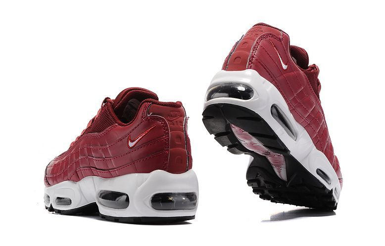  Nike Air Max 95 Essential