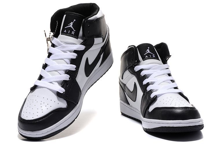 Nike Air Jordan 1 Black White